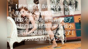 厕拍达人冒死躲藏公共女厕隔间 独占一个坑位连续偸拍内急来方便的小姐姐 全方位近景特写还有同步露脸 (6)