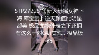 _漂亮美眉吃鸡啪啪 在家撅着大屁屁被混血黑祖宗洋男友无套输出 简单粗暴猛怼 内射