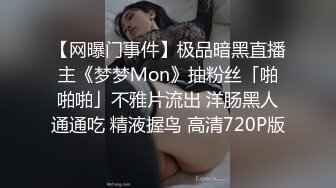 软软的小甜妹露脸直播跟狼友互动撩骚听指挥，奶子坚挺圆润有质感，掰开骚穴给狼友看特写