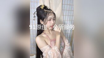 短裙妹子鲍鱼居然如此粉嫩水润 男友肯定不会少舔 !