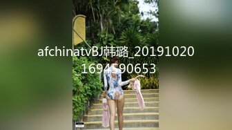 【新片速遞】&nbsp;&nbsp;商场女厕偷拍 手里拿着大中华的小富婆 BB保养的还不错[382M/MP4/02:40]